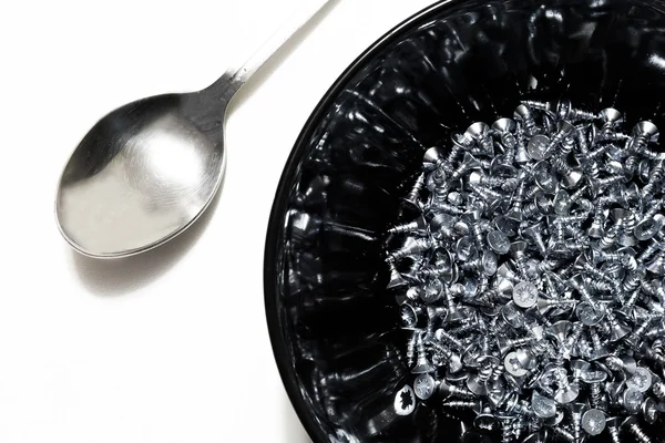 vida ile plaka yanında kaşık