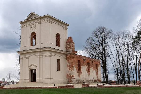 Rovine Della Chiesa Calvinista Piaski Polonia Chiesa Costruita Negli Anni Immagine Stock