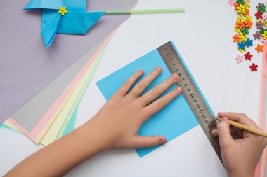 Çocuk el origami yapmak