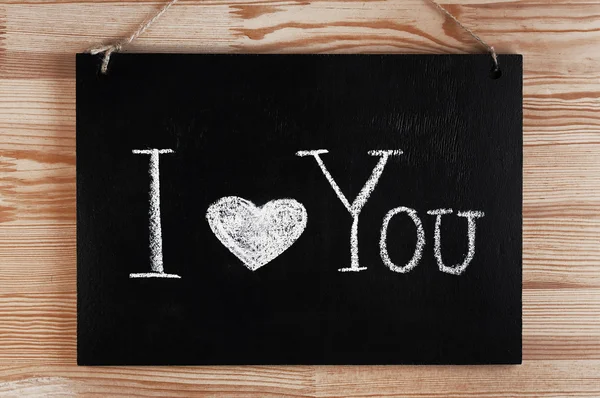 Seni kara tahta yazılı seviyorum