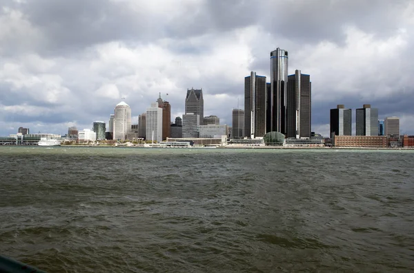 Detroit natursköna panoramautsikt skott från Kanada — Stockfoto