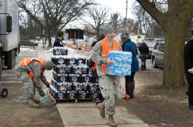 Flint, Michigan şişelenmiş su dağıtım