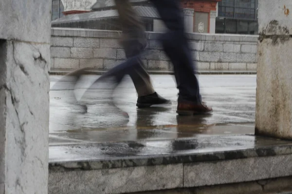 Gente Caminando Entorno Urbano — Foto de Stock