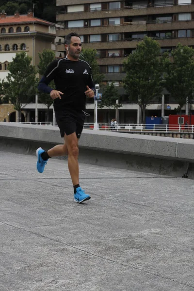 Courir Dans Environnement Urbain — Photo