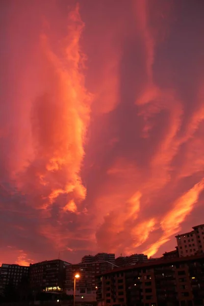 Uitzicht Een Bewolkte Hemel Avond — Stockfoto