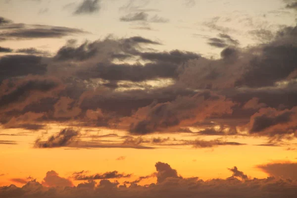 Felhős Égbolt Látványa Esténként — Stock Fotó
