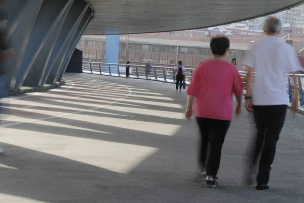 Gente Caminando Por Centro Bilbao — Foto de Stock