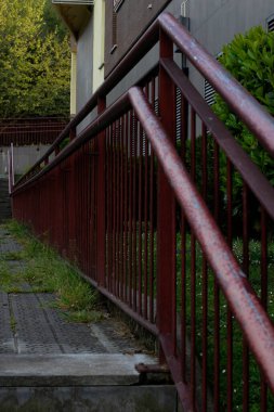 Şehir ortamında merdivenler