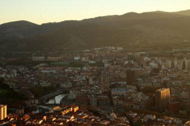 Bilbao şehrinin mimarisi.