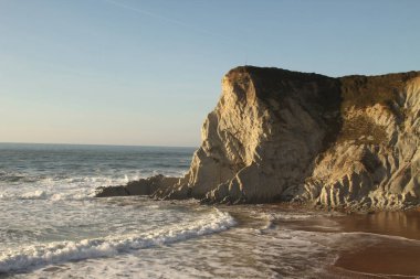 Bask Ülkesi kıyısı manzarası
