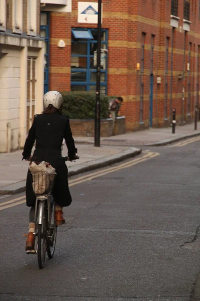 Biking Urban Environment — Stock Photo, Image