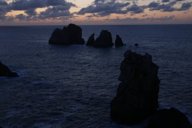 Kuzey İspanya kıyılarının manzarası