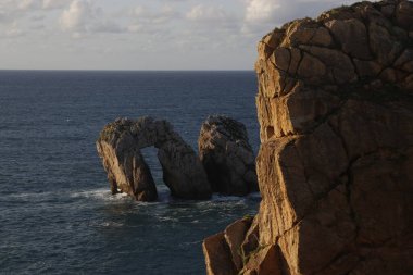 Kuzey İspanya kıyılarının manzarası