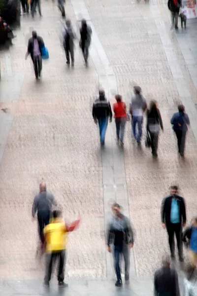 Pessoas Andando Rua — Fotografia de Stock