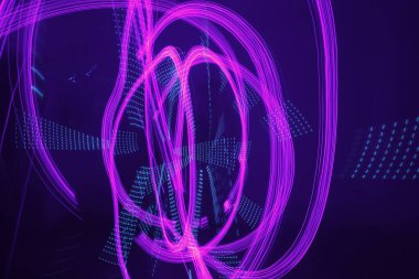 Performans sırasında ışıkları açtı