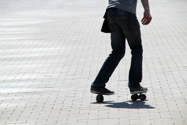 공원에서 스케이트타기 — 스톡 사진