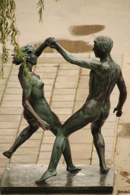 Stockholm şehir merkezinde heykel