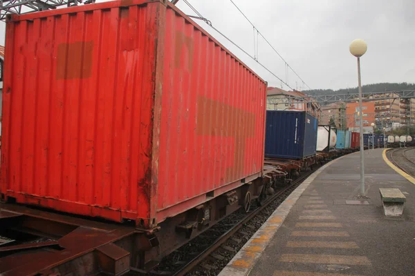 Comboio Chegar Uma Estação — Fotografia de Stock