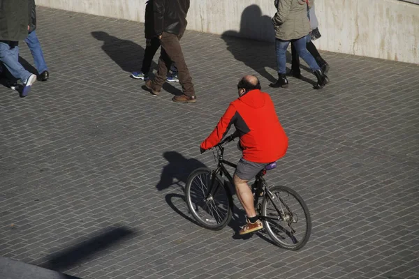 Jazda Rowerze Środowisku Miejskim — Zdjęcie stockowe