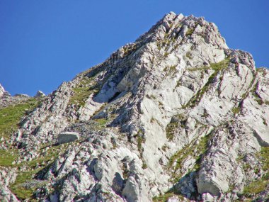 Bask Ülkesindeki Dağlar