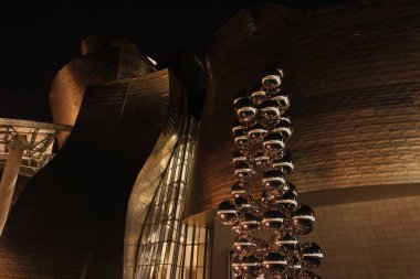 Bilbao şehrinin mimarisi.