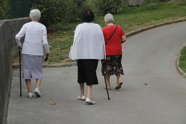 Envelhecimento Pessoas Rua — Fotografia de Stock
