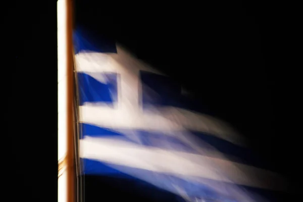 Havada Dalgalanan Yunan Bayrağı — Stok fotoğraf