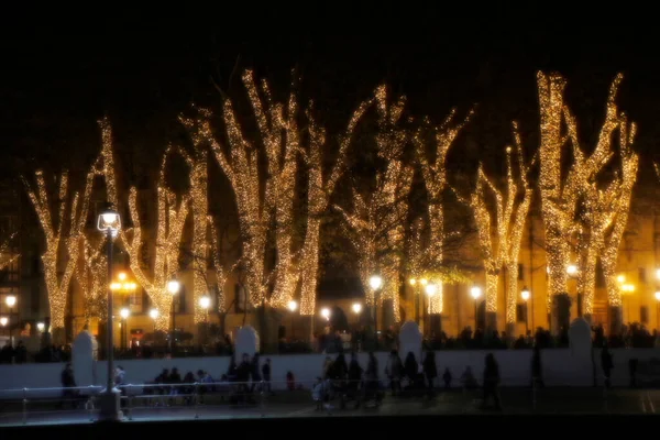 Weihnachtsbeleuchtung Auf Der Straße — Stockfoto