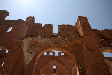 Belchite, İspanya İç Savaşı sırasında köy bombalandı.
