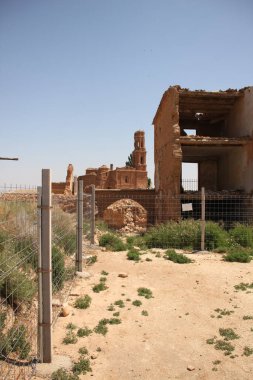 Belchite, İspanya İç Savaşı sırasında köy bombalandı.