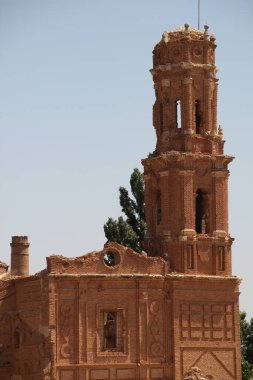 Belchite, İspanya İç Savaşı sırasında köy bombalandı.