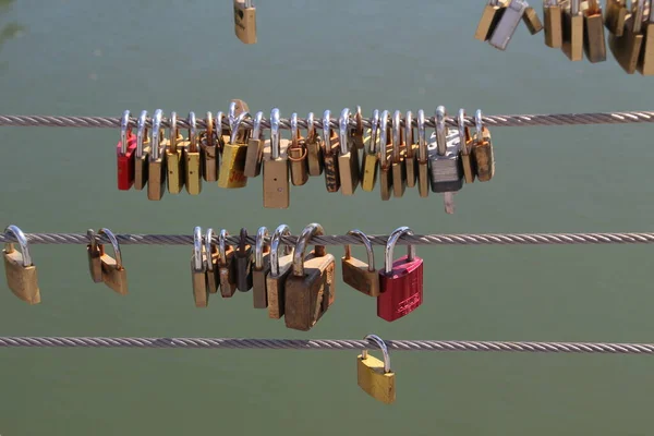 Cadeados Amor Uma Ponte — Fotografia de Stock