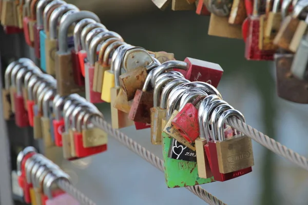 Cadeados Amor Uma Ponte — Fotografia de Stock