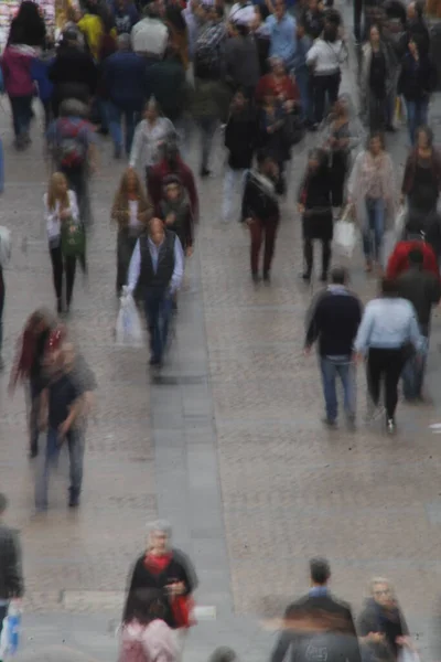 Pessoas Andando Rua — Fotografia de Stock