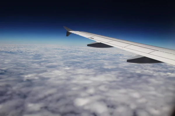 Ala Avión Durante Vuelo — Foto de Stock