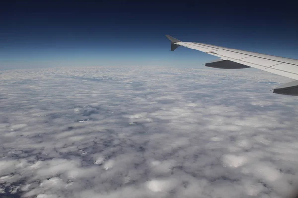 Ala Avião Durante Voo — Fotografia de Stock