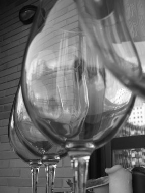 Kokteylde cam bardak.