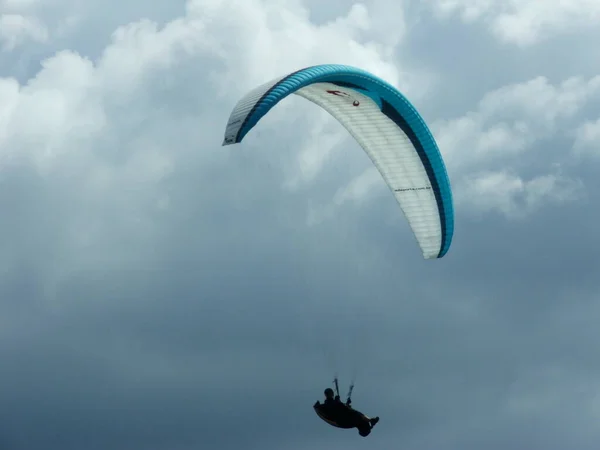 Parapente Dans Une Journée Été — Photo