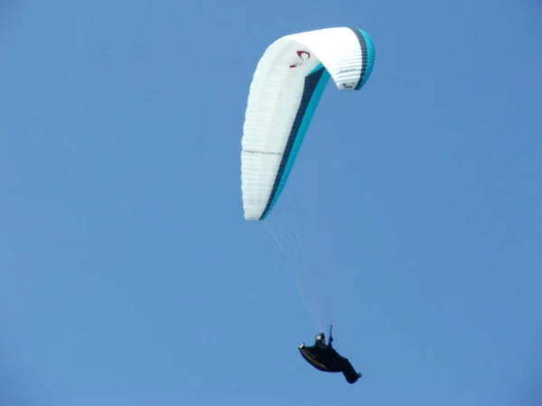 Parapente Dans Une Journée Été — Photo