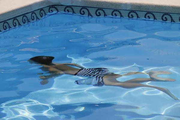 Детское Плавание Летний День — стоковое фото