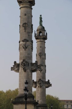 Bordeaux şehrinin mimarisi.