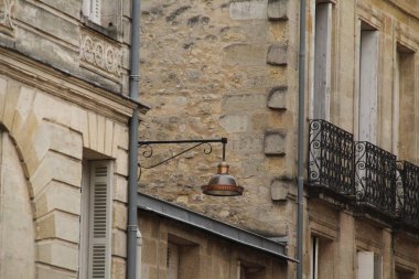 Bordeaux şehrinin mimarisi.