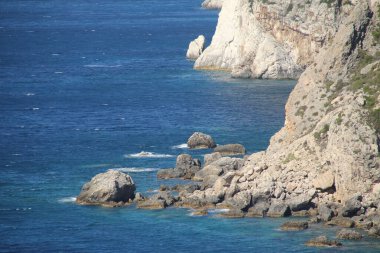 Bir yaz günü kıyıda