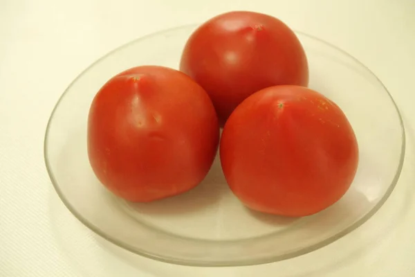 Los Tomates Sobre Mesa — Foto de Stock