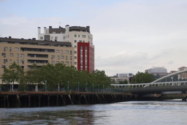 Bilbao şehrindeki şehir manzarası