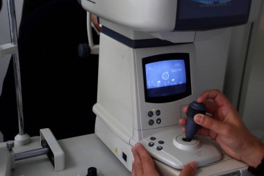 Bir optometri yapmak için araçlar