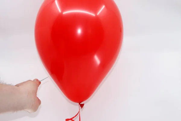 Needle Close Red Balloon — Stock Photo, Image