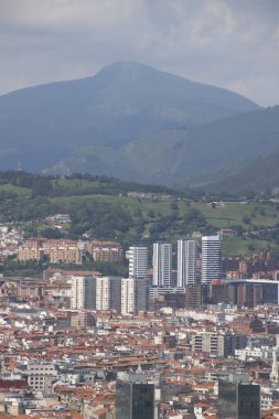 Bilbao şehrindeki şehir manzarası