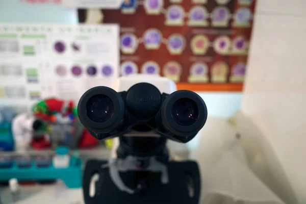 Microscópio Laboratório — Fotografia de Stock