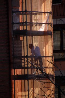 Working at height on a scaffolding